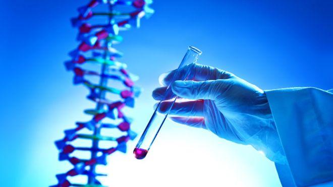 Cómo las pruebas de ADN se convirtieron en un multimillonario negocio y cuáles son los riesgos de entregar tu código genético